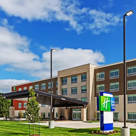 Holiday Inn Express & Suites Parsons